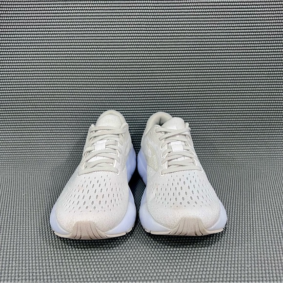Brooks Ghost 16 White Grey Womens Athletic Running Cross Training Sneakers Sz 8 - Picture 2 of 10